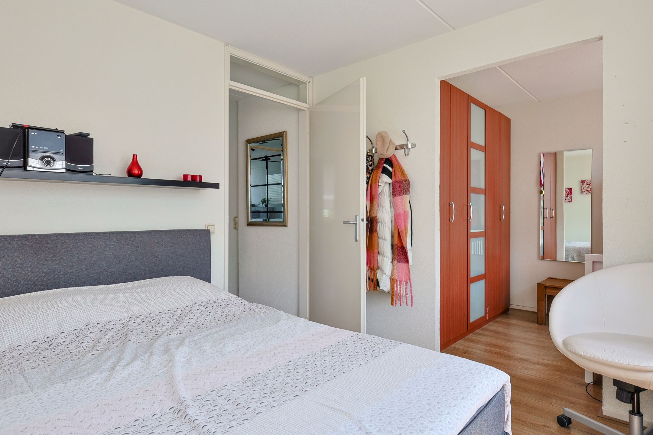 Foto 18 van Vrouwenmantel 1