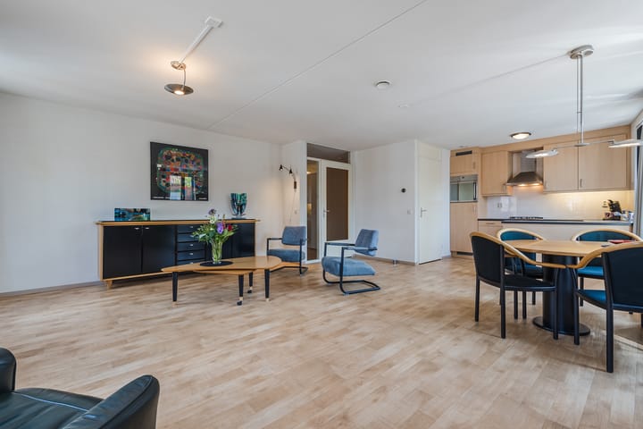 Foto 2 van Middenstraat 2-E