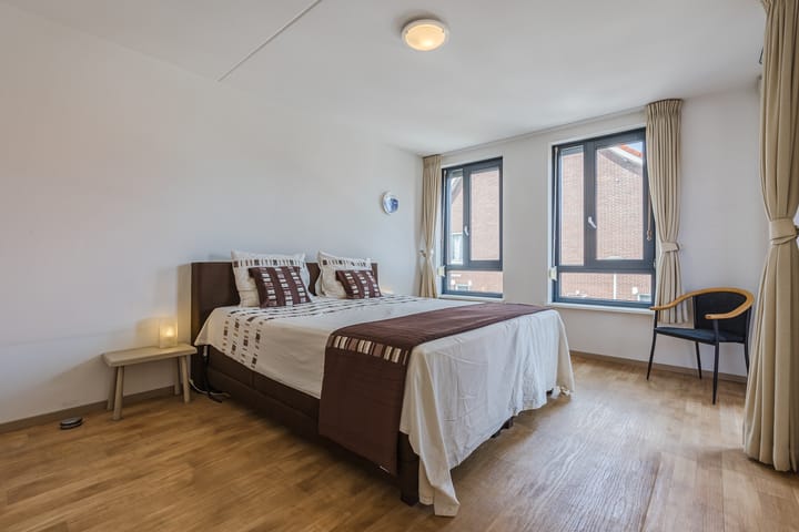 Foto 4 van Middenstraat 2-E