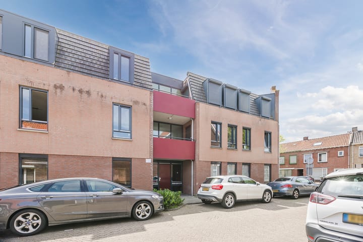 Foto 6 van Middenstraat 2-E