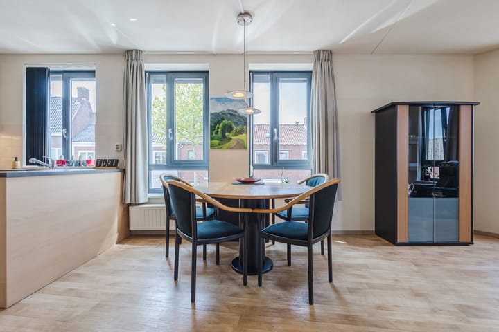 Foto 13 van Middenstraat 2-E