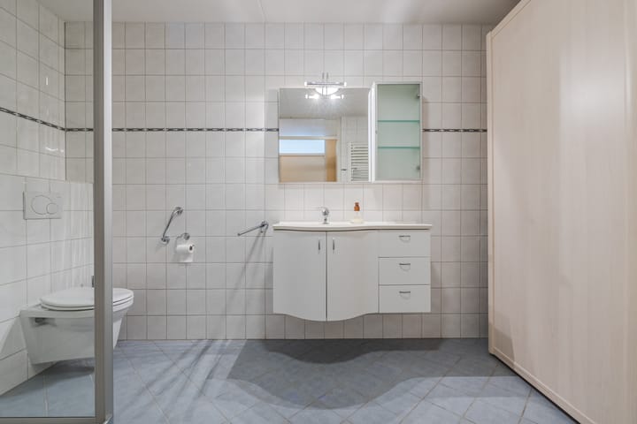 Foto 22 van Middenstraat 2-E