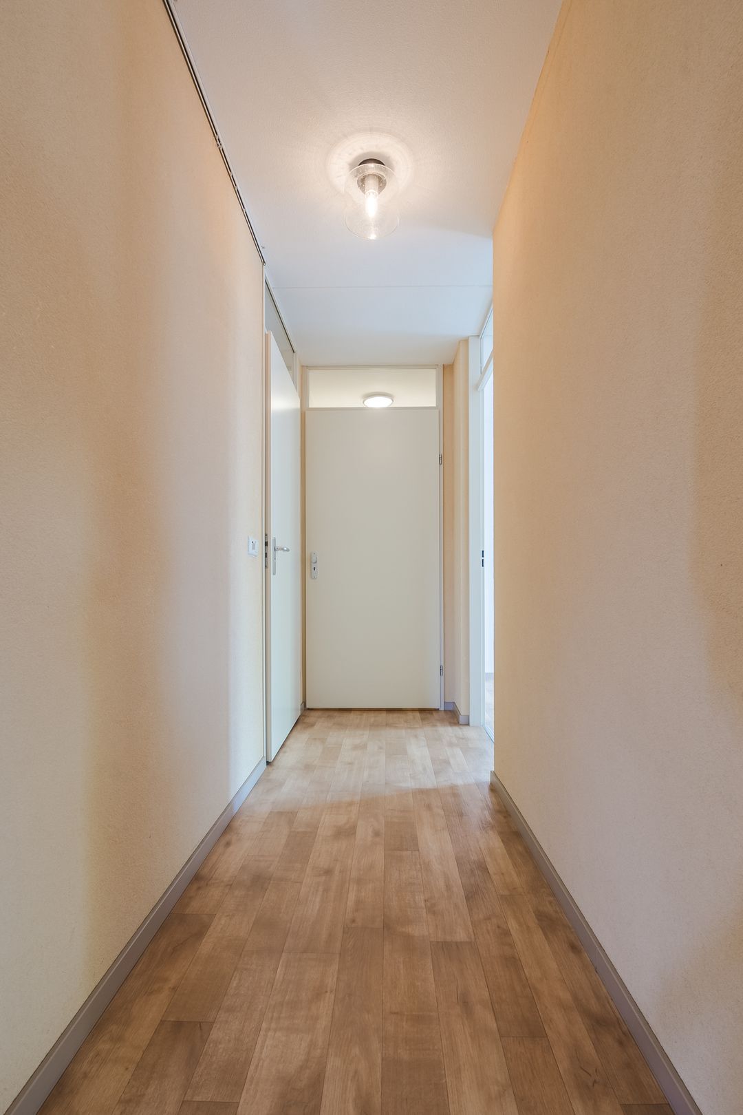 Foto 26 van Middenstraat 2-E