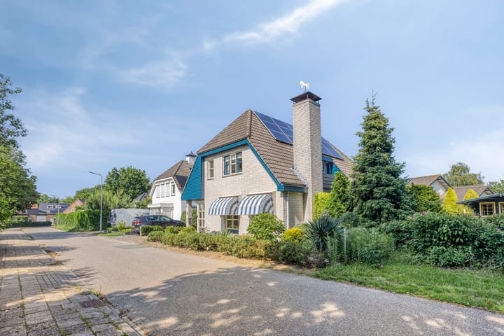 Foto 4 van Urnenveldweg 3