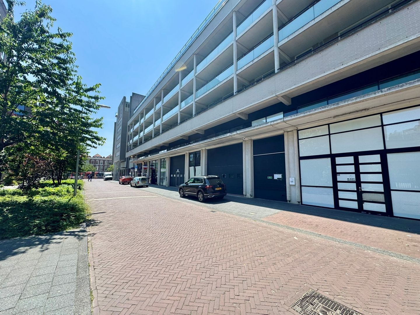 View photo 3 of Van Geenstraat 112