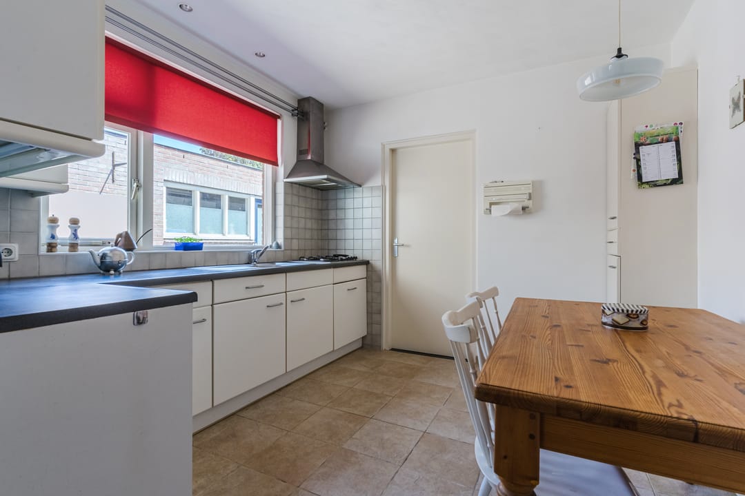 Photo 11 of Koningin Julianastraat 8