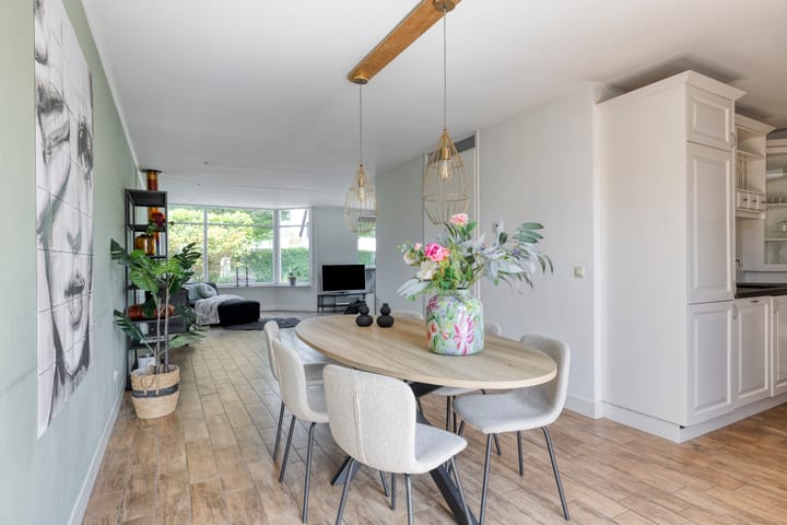 Foto 12 van Julianalaan 23