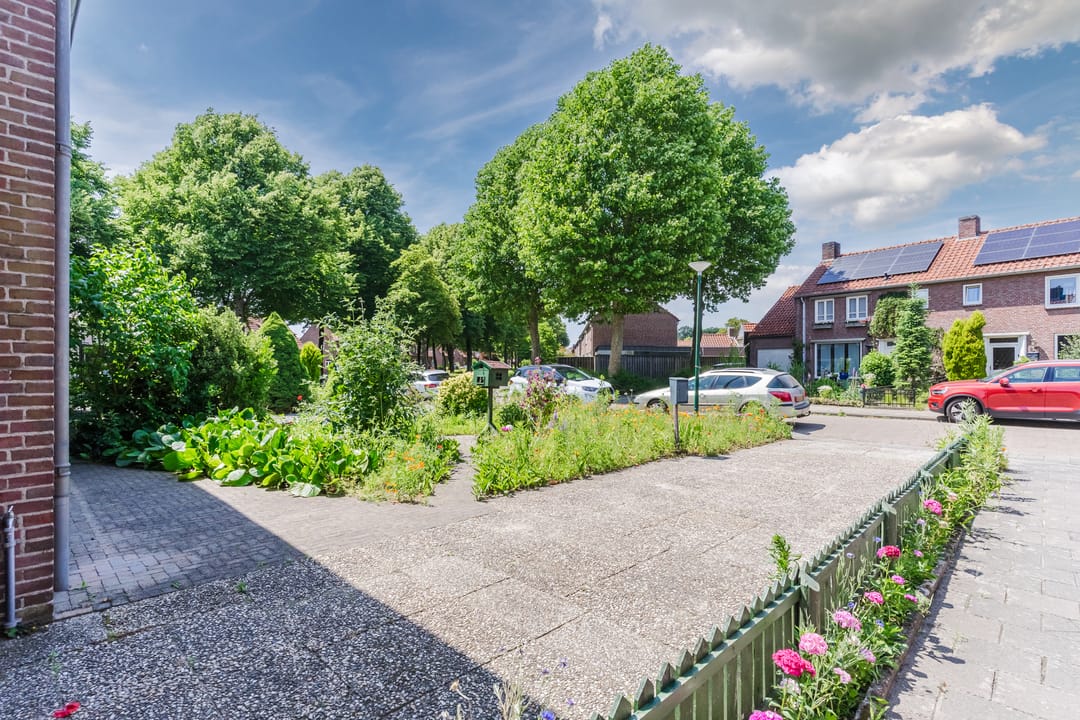 Photo 32 of Koningin Julianastraat 8