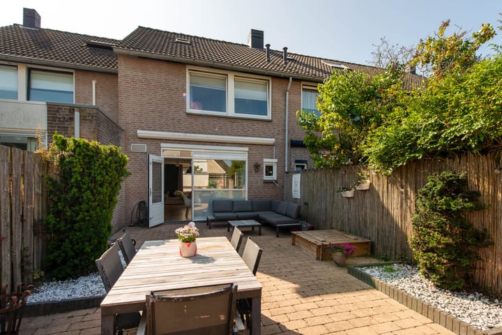 Foto 2 van Kastanjelaan 5