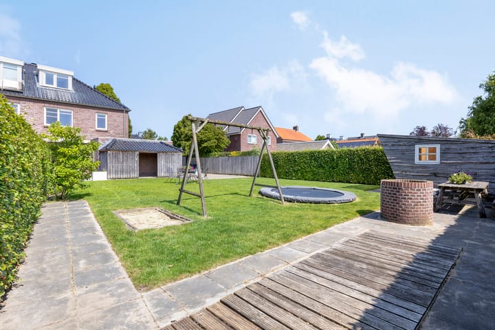 Foto 44 van Julianalaan 23