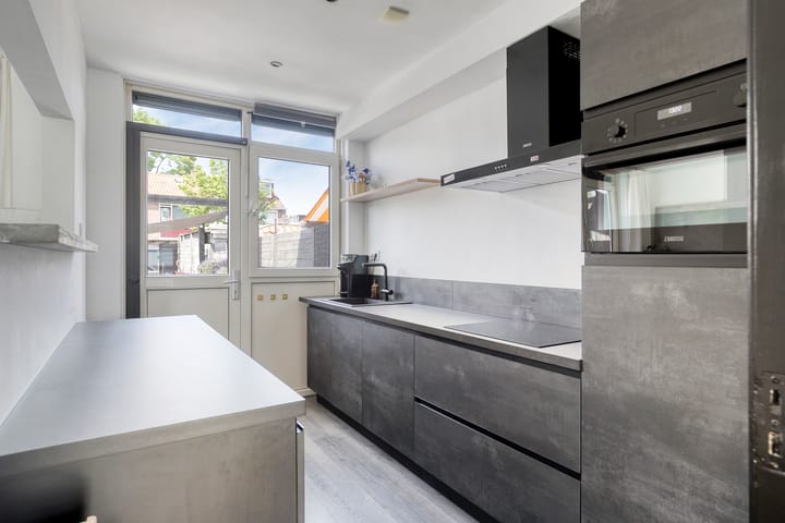 Foto 4 van Mercuriusweg 19