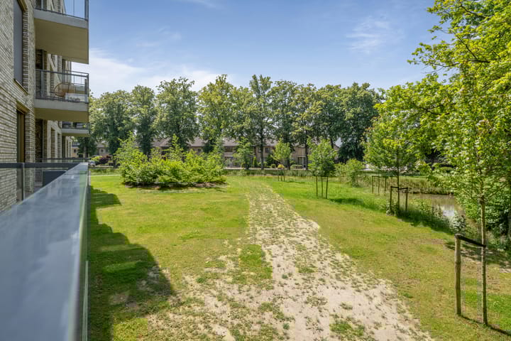 Foto 17 van Couperuslaan 78