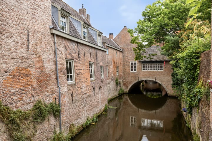 Foto 30 van Molenstraat 31