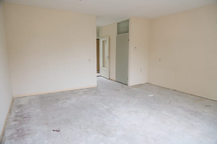 Foto 2 van Zwanebloem 7