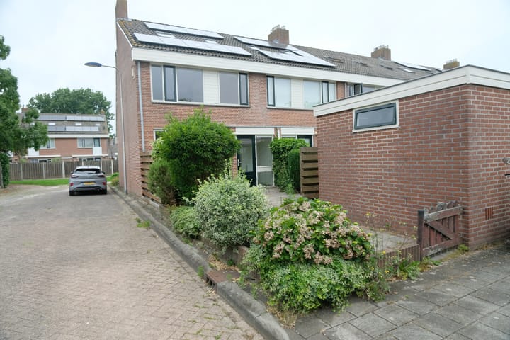 Foto 17 van Zwanebloem 7