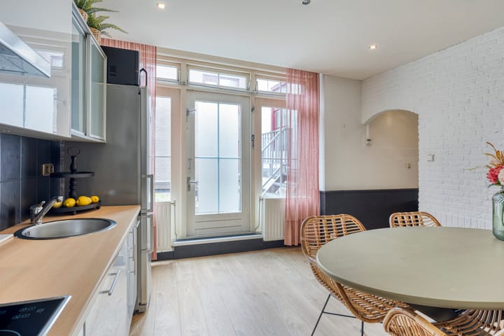 Foto 15 van Molenstraat 14