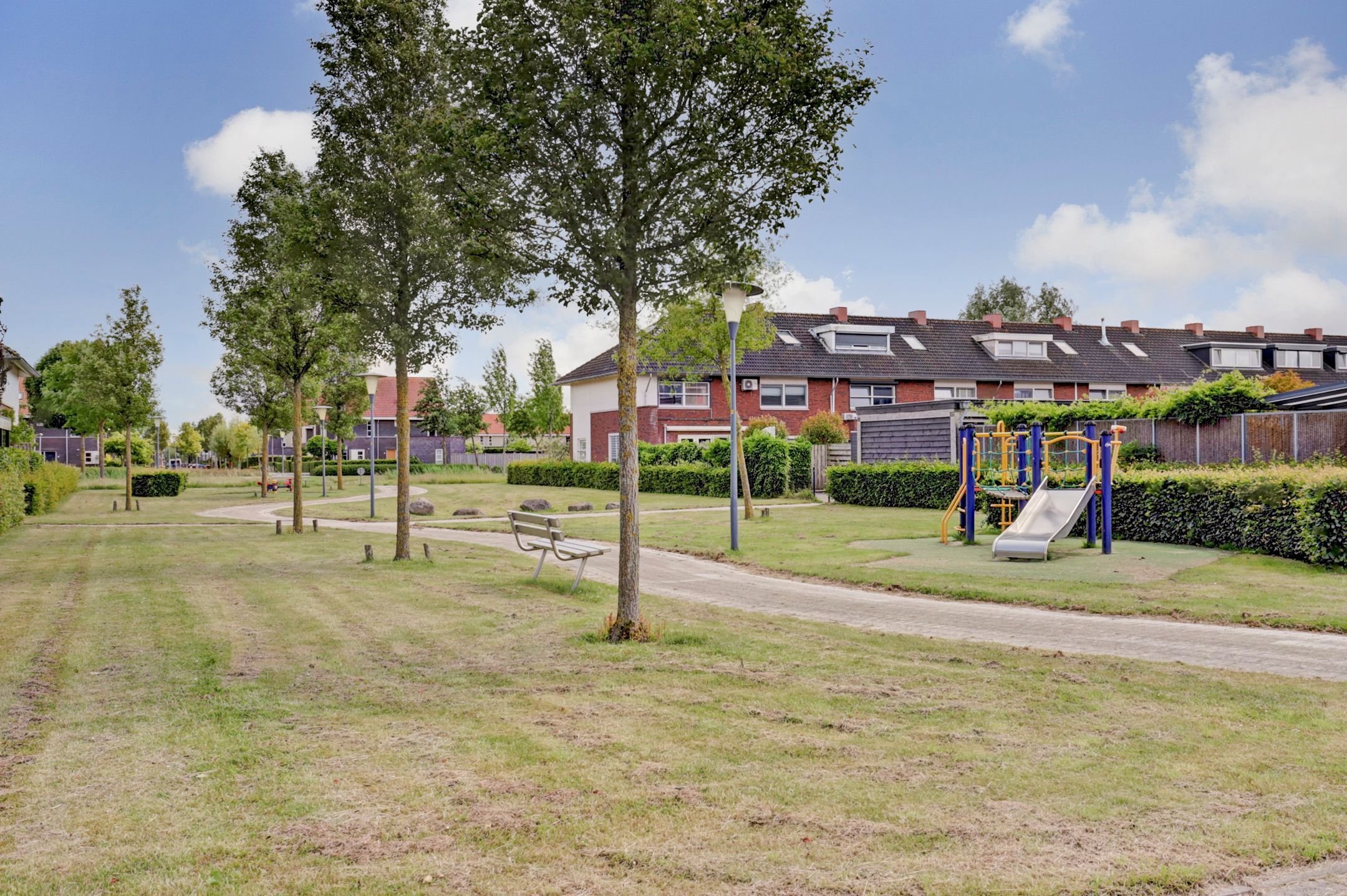 Photo 39 of Zilversmid 6