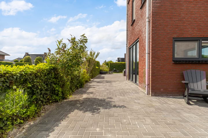 Foto 43 van Blitsaerderleane 46