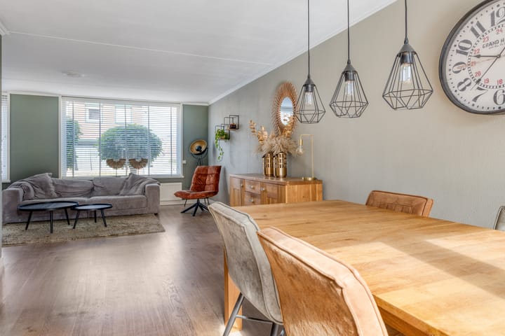 Photo 5 of Julianastraat 1-F