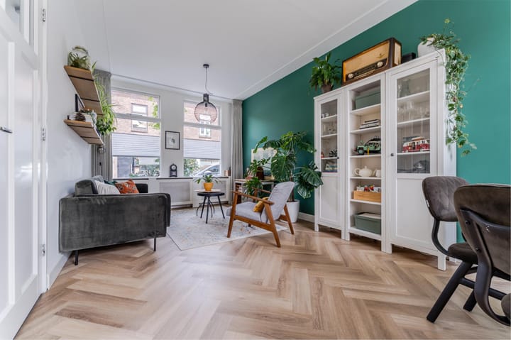 Foto 5 van van Middelantstraat 5