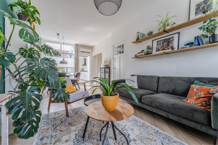 Foto 9 van van Middelantstraat 5