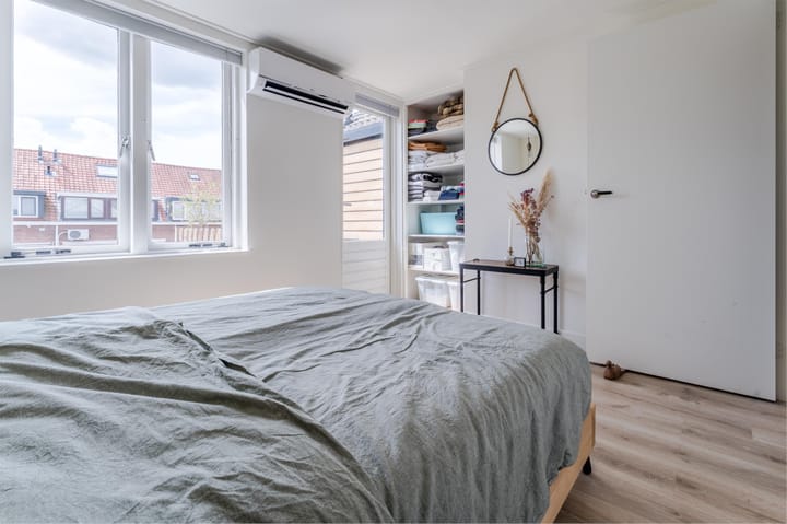 Foto 17 van van Middelantstraat 5