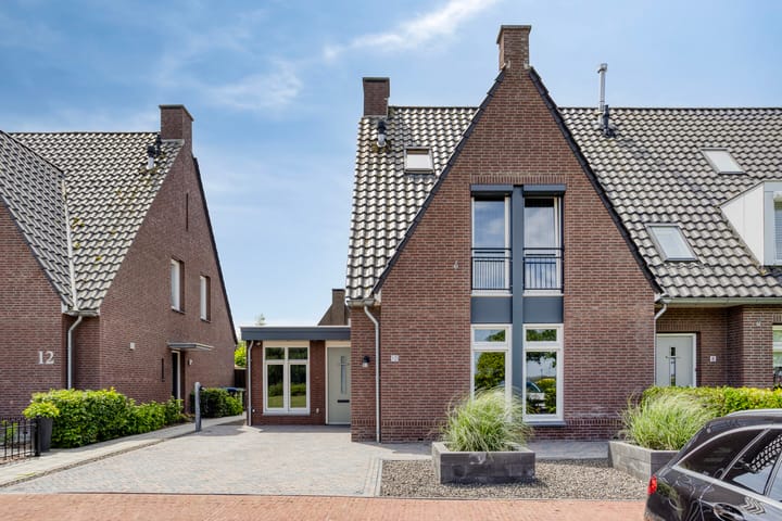 Foto 9 van Kapitein Perrotstraat 10