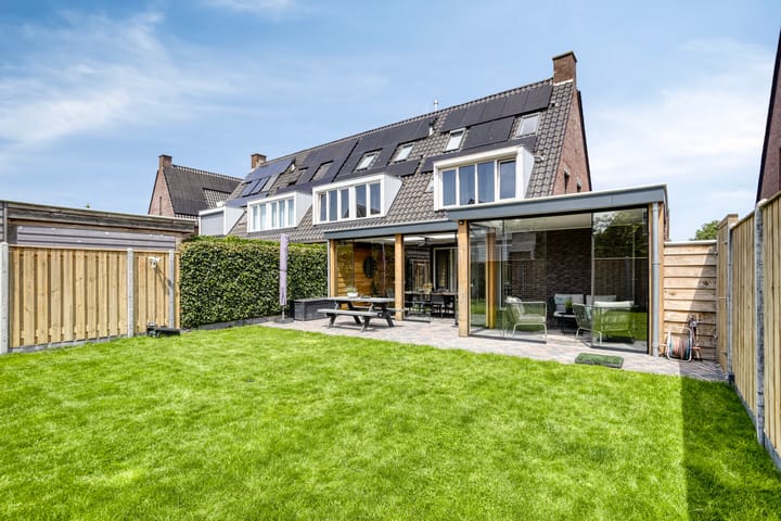 Foto 40 van Kapitein Perrotstraat 10