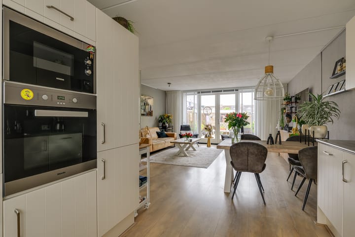 Foto 15 van Ruimtebaan 305