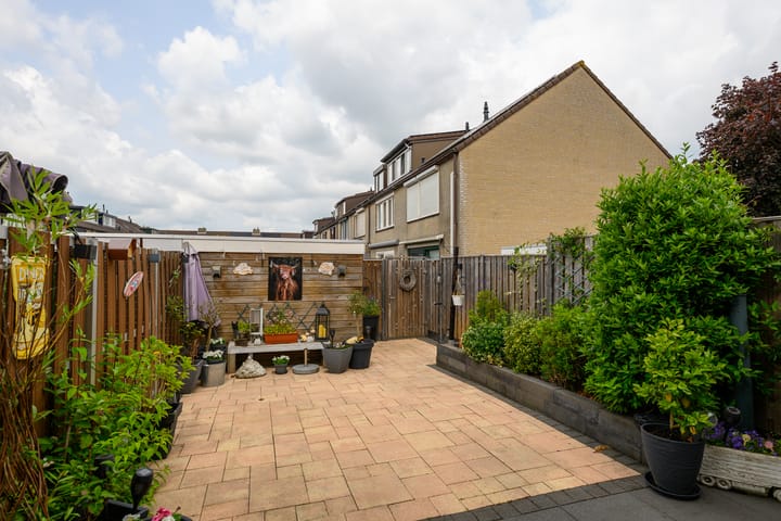 Foto 18 van Ruimtebaan 305