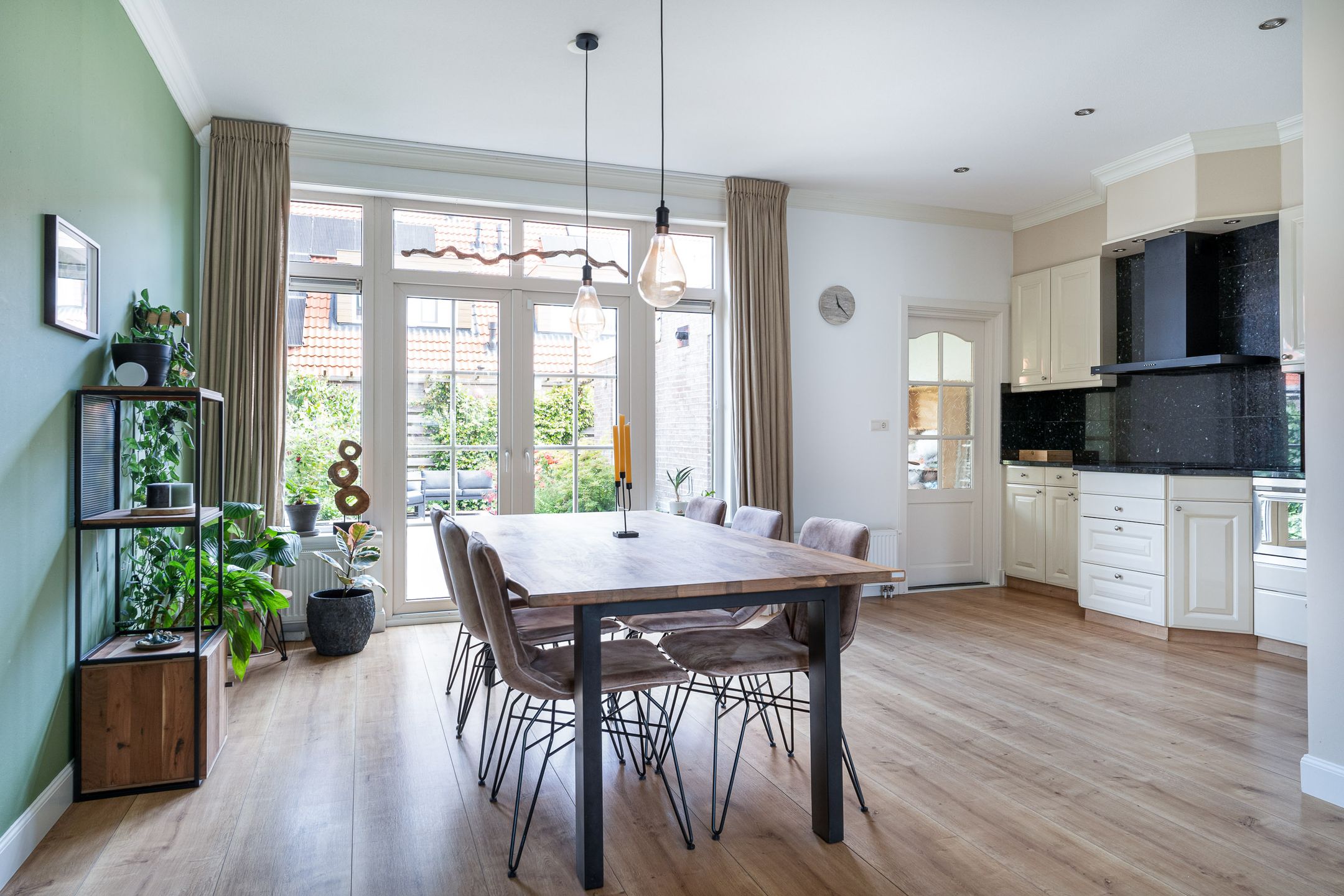 Photo 18 of Bleeklaan 61