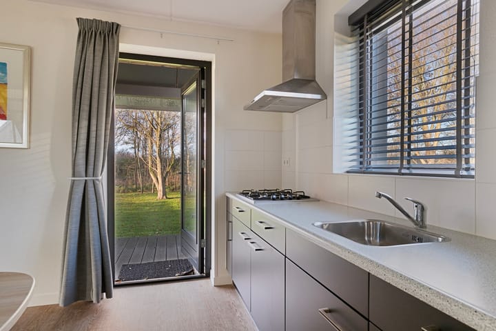 Photo 17 of Oesterdam 163