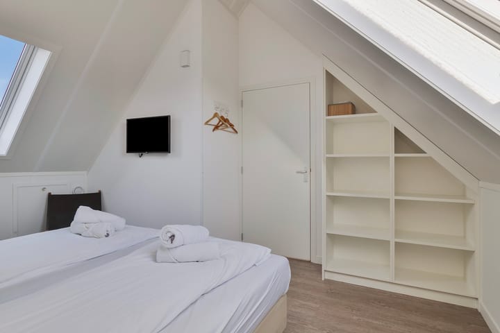 Photo 22 of Oesterdam 163