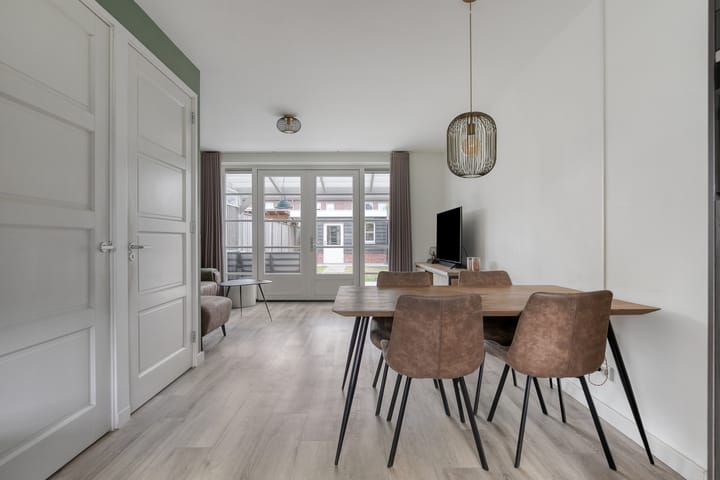 Photo 15 of De Gemeint 5-A