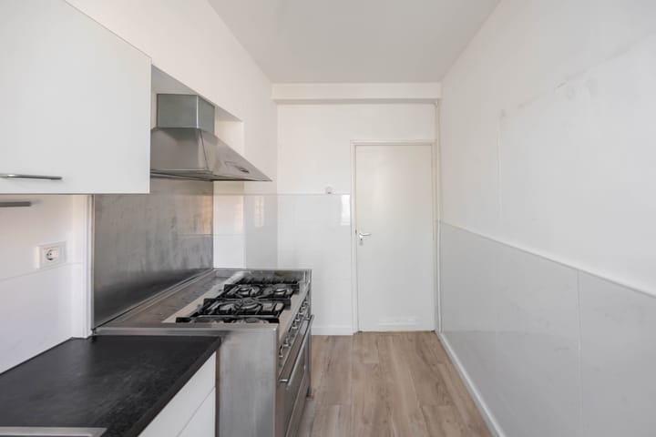 Foto 16 van Wegalaan 65