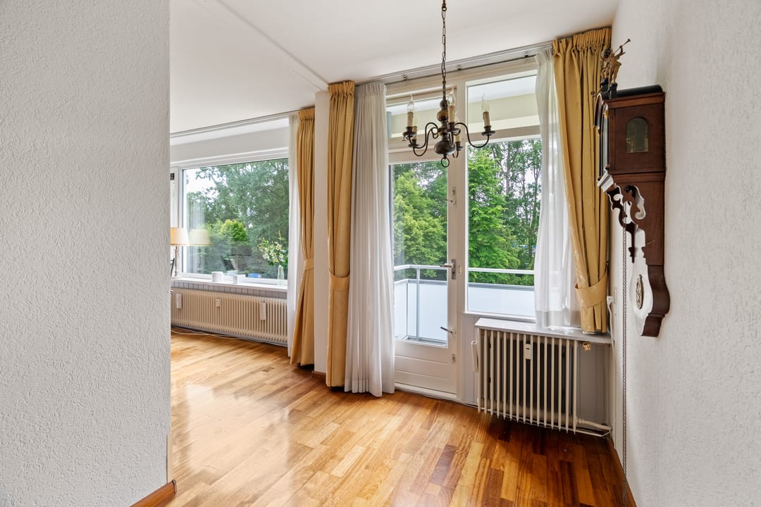 Foto 7 van Van der Helmstraat 305