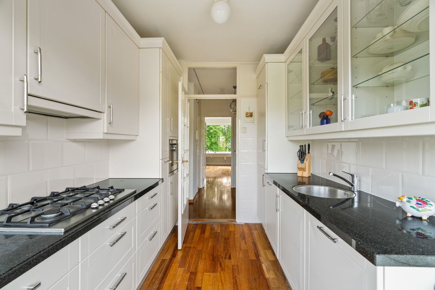 Foto 10 van Van der Helmstraat 305