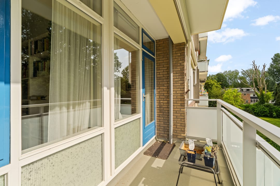 Foto 23 van Van der Helmstraat 305