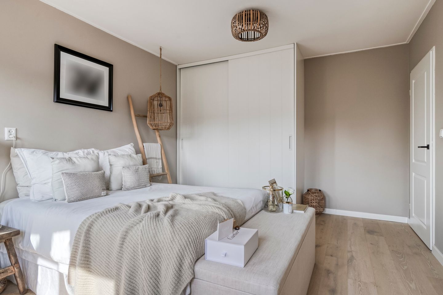 Foto 25 van Toepad 16