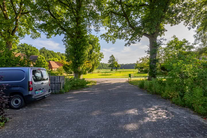 Foto 3 van Schoonloërstraat 1