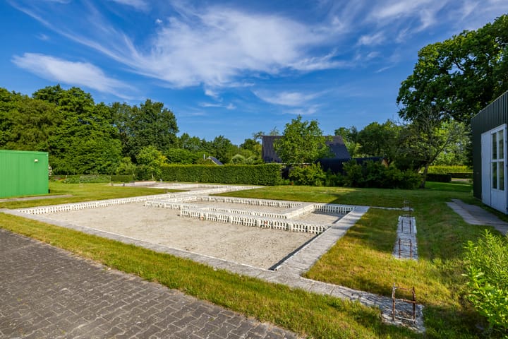 Foto 5 van Schoonloërstraat 1