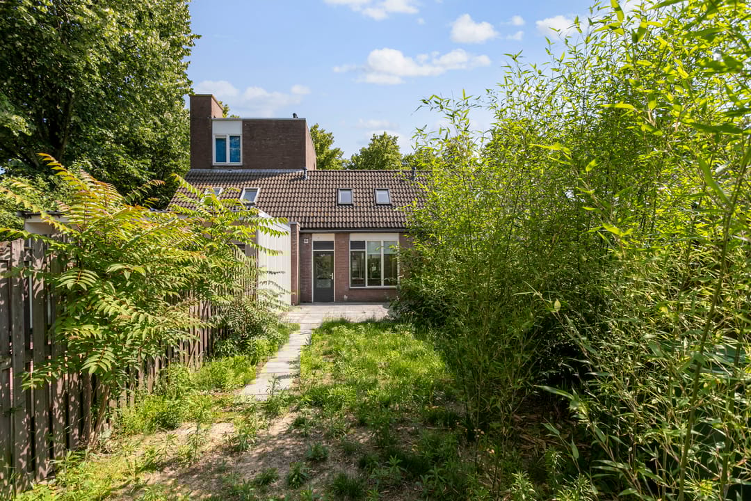 Photo 22 of Maria Koijenhof 39