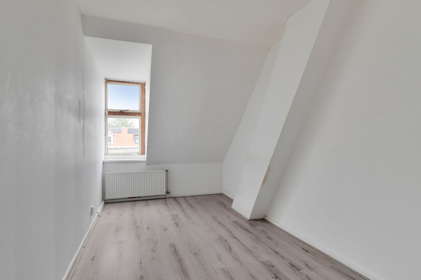 Foto 14 van Burgemeester van Esstraat 127