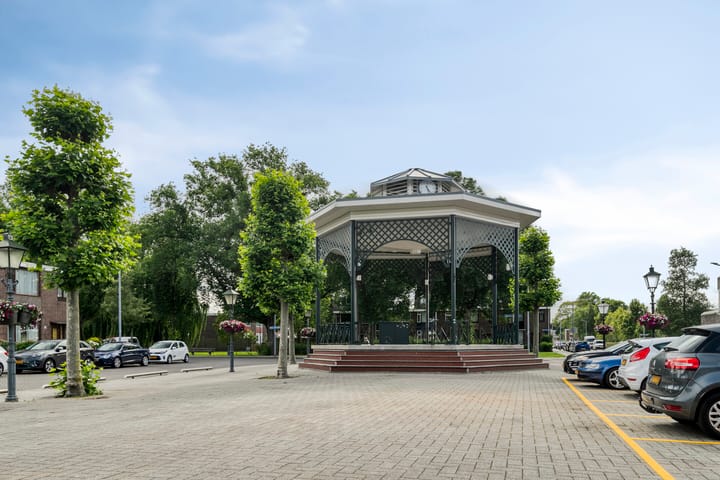 Photo 27 of Burgemeester van Esstraat 127