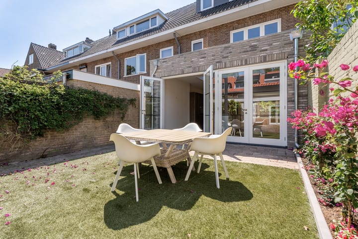 Foto 13 van Pauwstraat 8