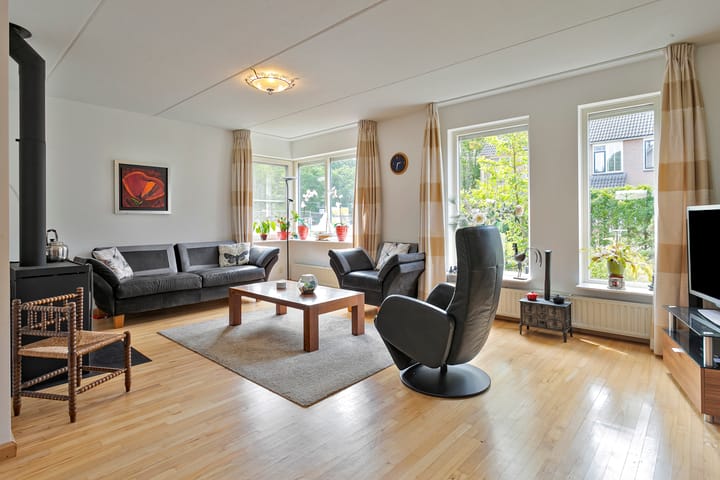 Foto 5 van Burg. Crommelinlaan 61