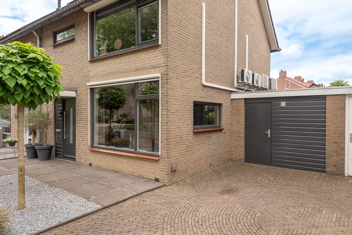 Foto 3 van Klokbekerweg 55