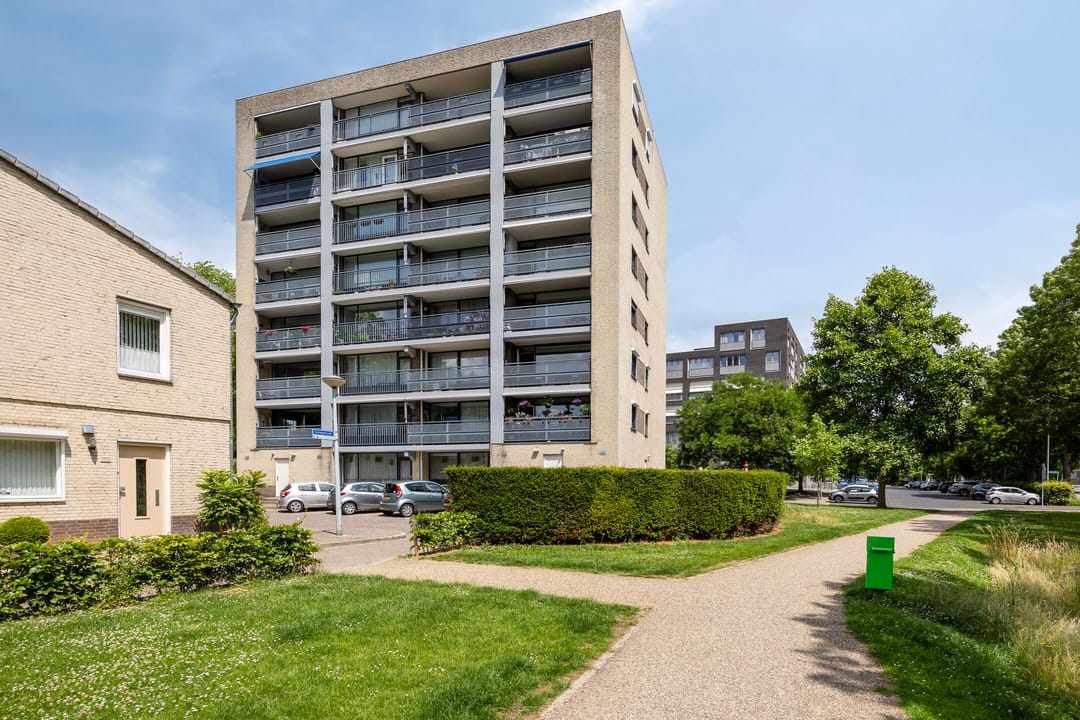 Foto 1 van Leugaruwe 5-D