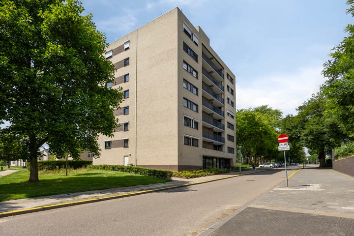 Foto 2 van Leugaruwe 5-D