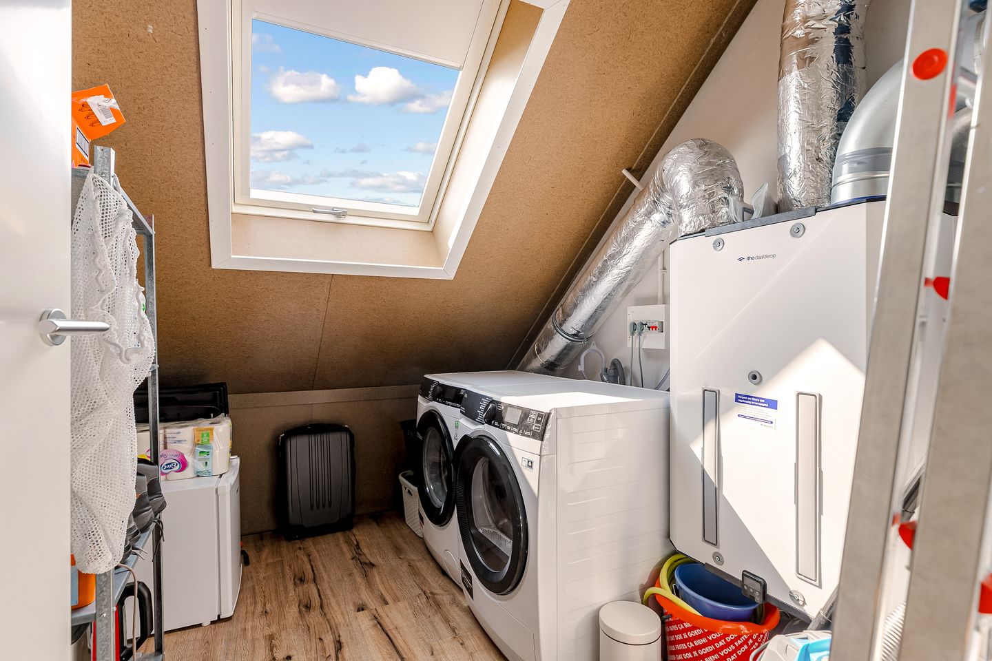 Photo 40 of Staartwolk 2